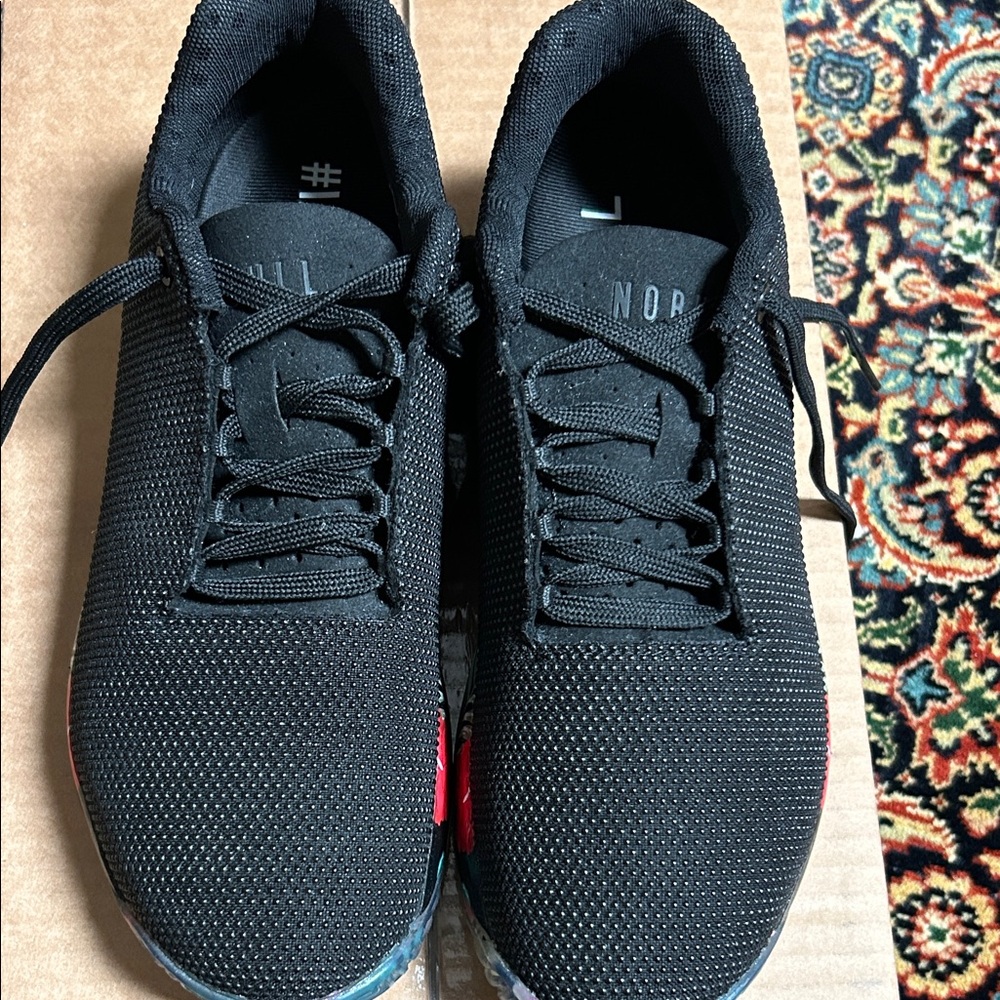 NOBULL Black Women’s Sneakers Athletic Shoes US Size 9, Men’s US Size 7.5
